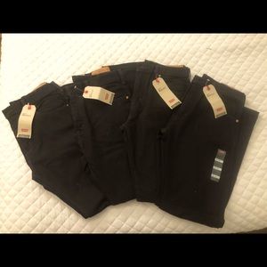 Black Bootcut 517 Levi Jeans: 32x32